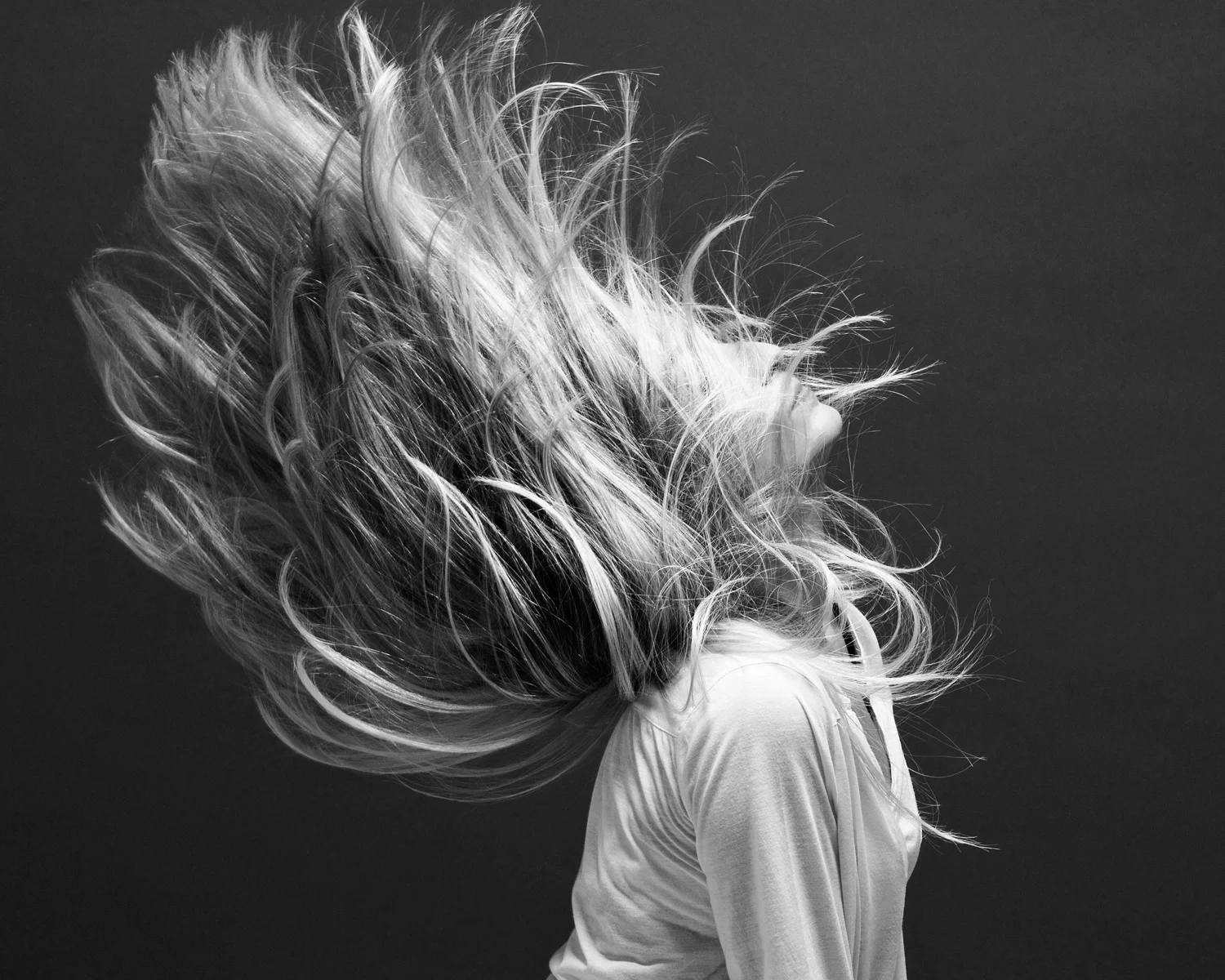hair_toss_1500X1200.jpg