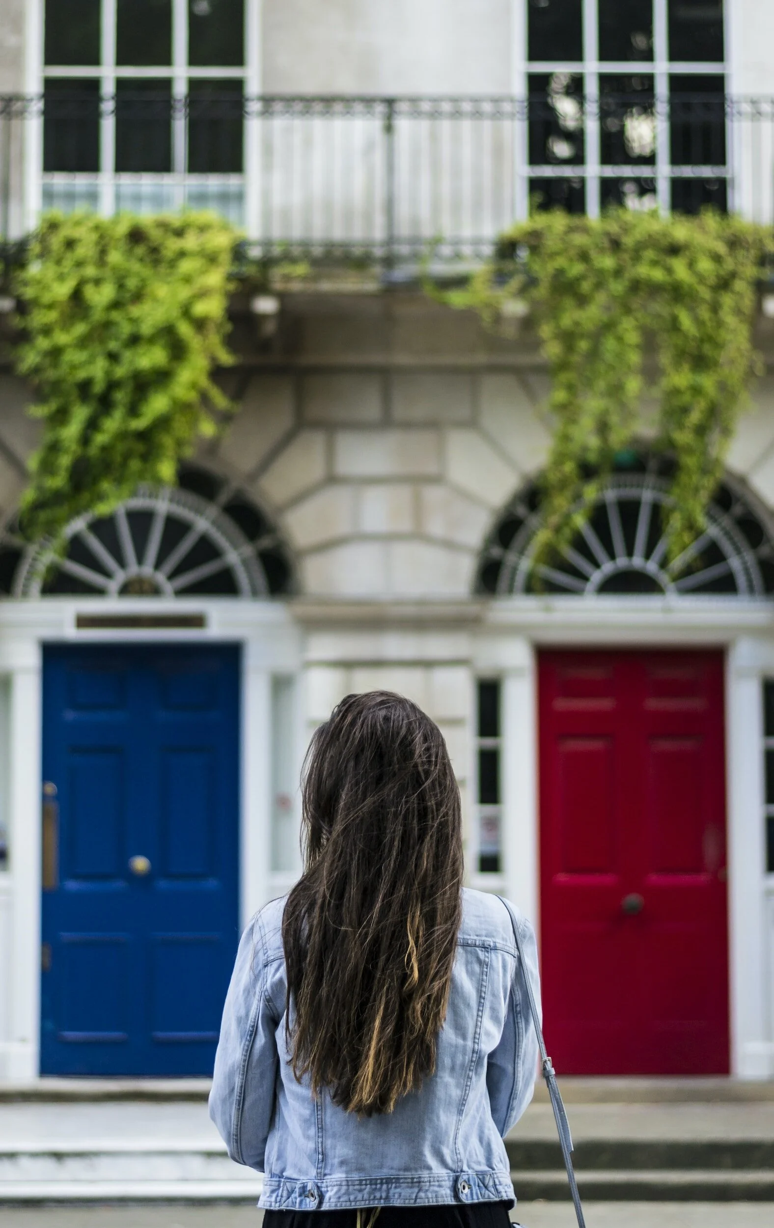 Tips for Suburban vs. Urban Living: Weighing the Pros and Cons