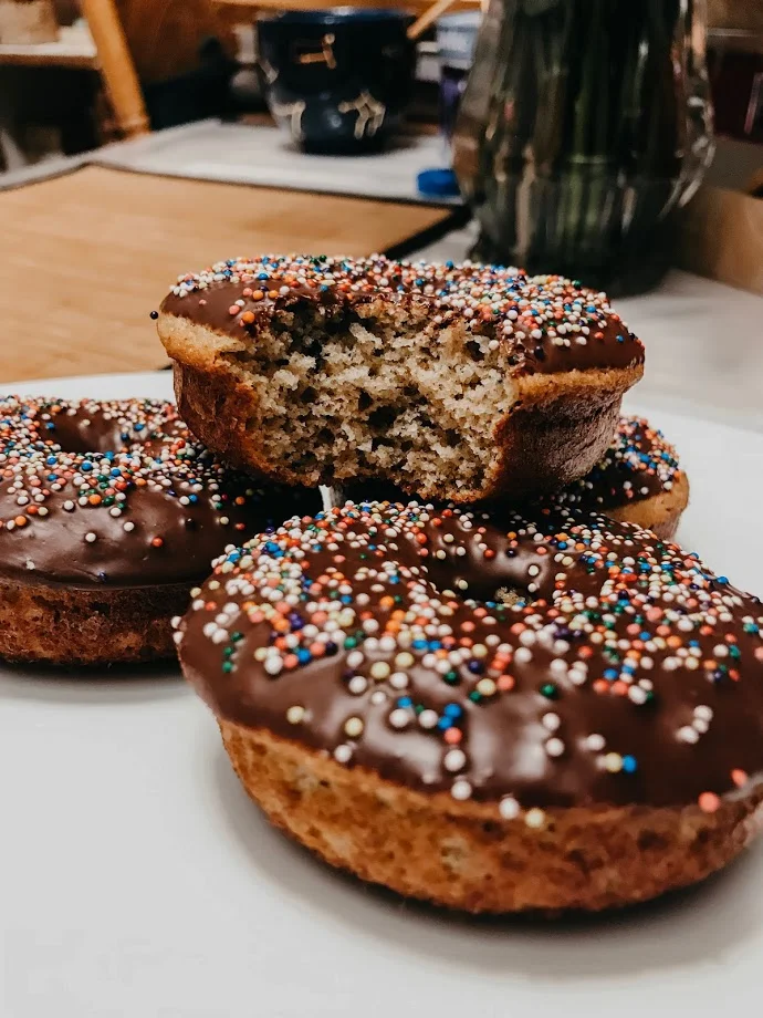 almond donuts 2.jpg