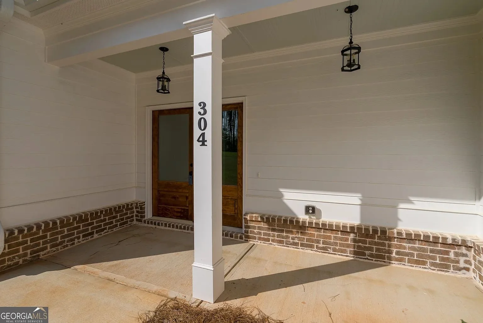 304 Woodfin Way 05.jpg