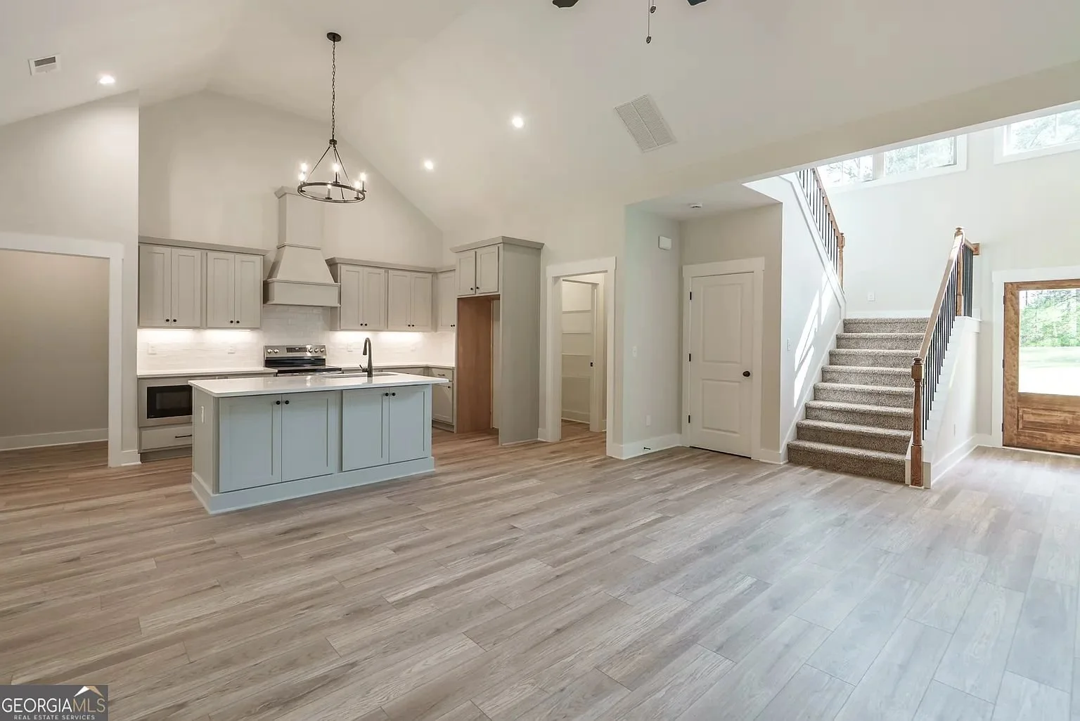 304 Woodfin Way 09.jpg