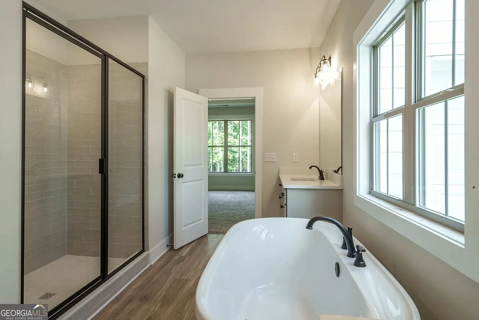 304 Woodfin Way 17.jpg