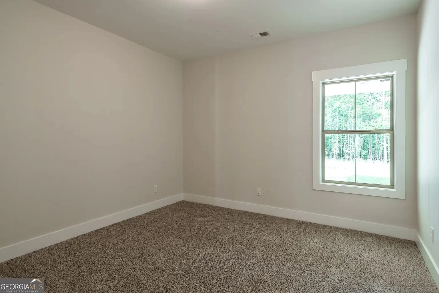 304 Woodfin Way 18.jpg