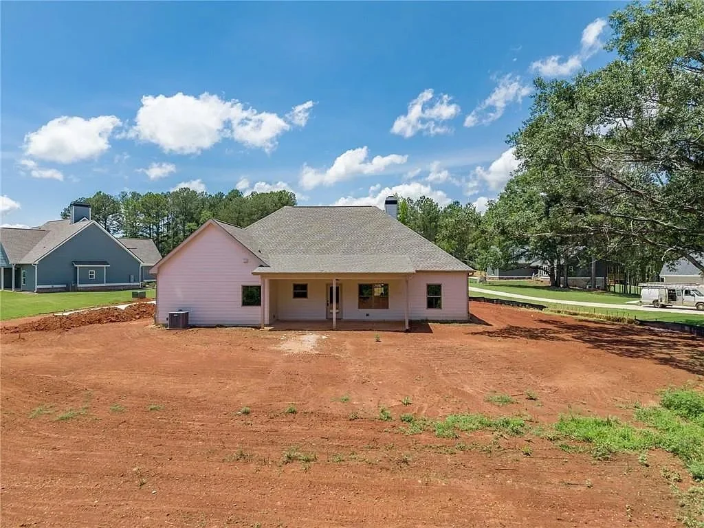 347 Woodfin Way 21.jpg