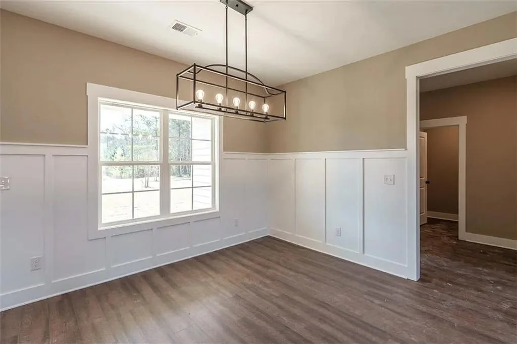 218 Woodfin Way 07.jpg