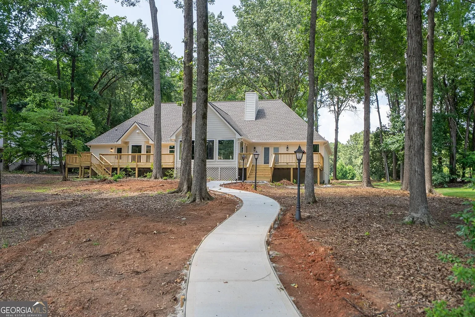200 Whitney St 15.jpg
