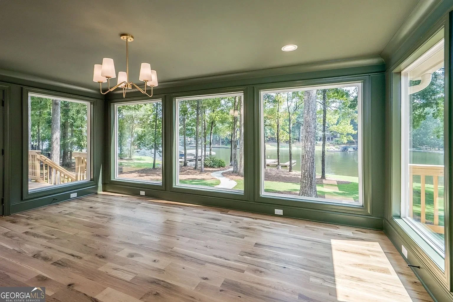 200 Whitney St 15.jpg