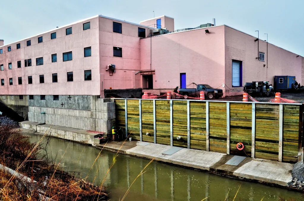 Construction — ST. GERMAIN & AUPPERLE