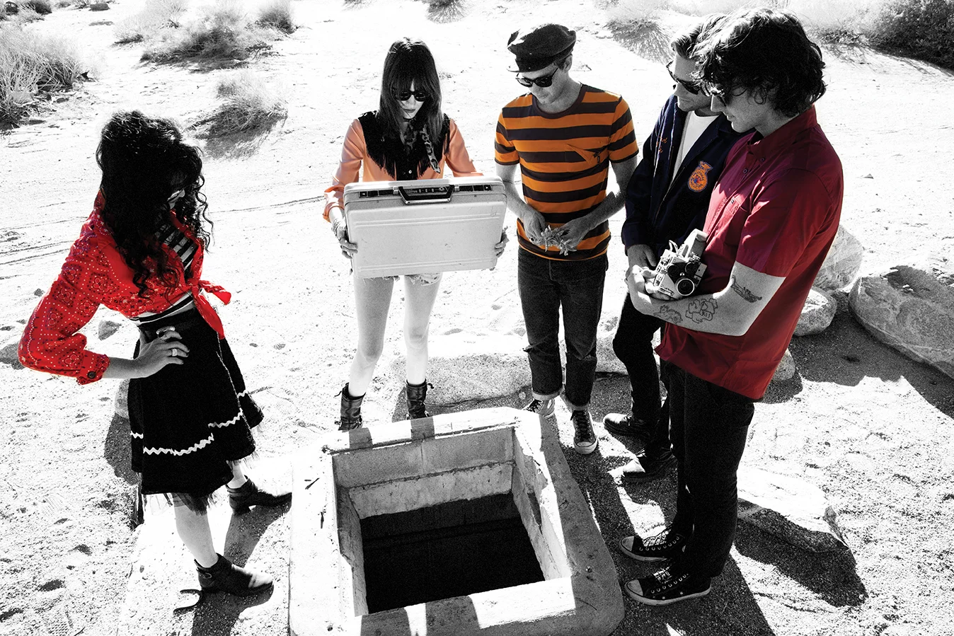 group_hole.jpg