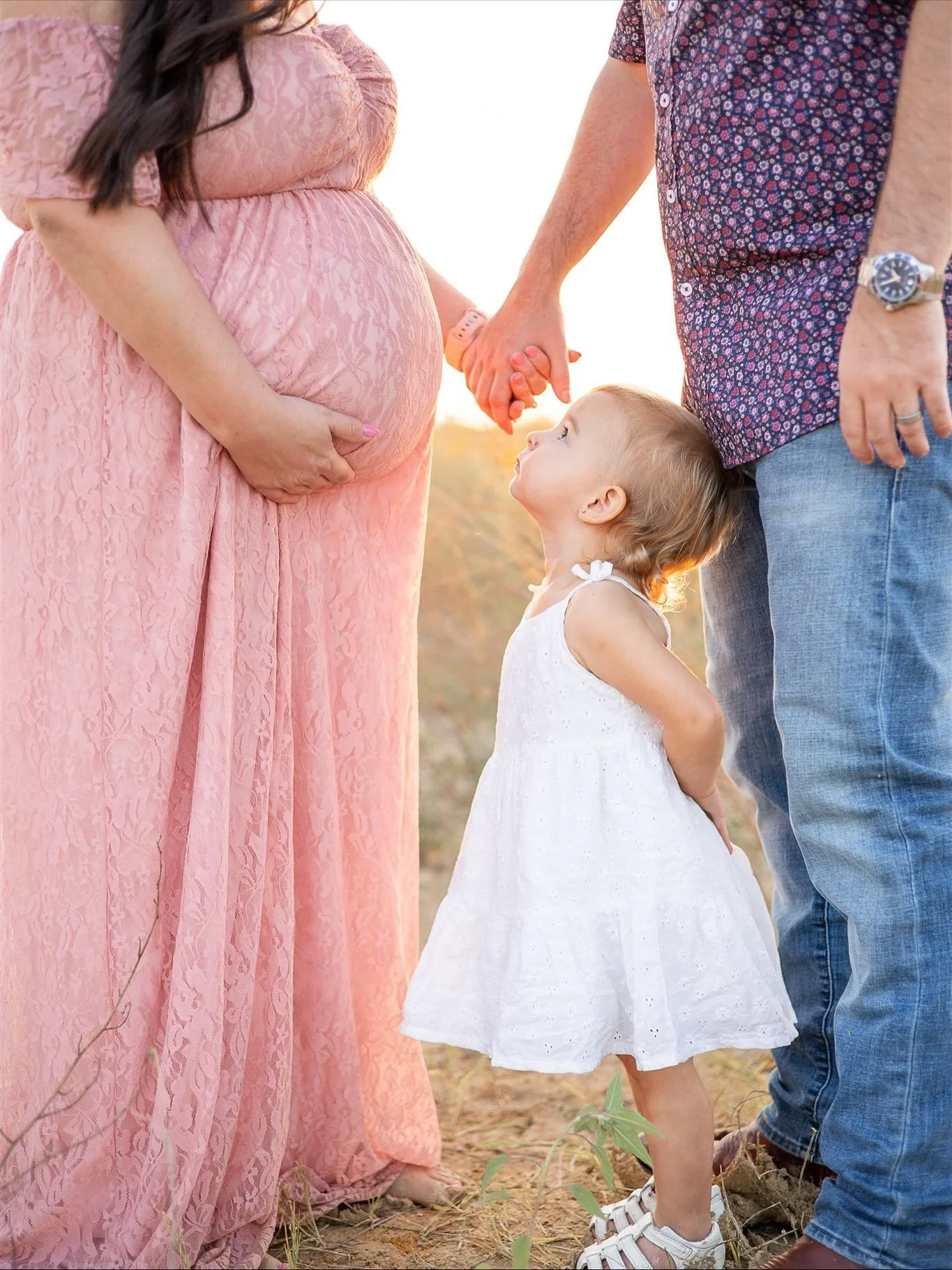 Sunflower sunsets with a baby who soon will be big sister 💕 Some of my favorite photos are from the fleeting moments where my first baby was my only baby. The close of a chapter to open another, is such a privilege to witness.