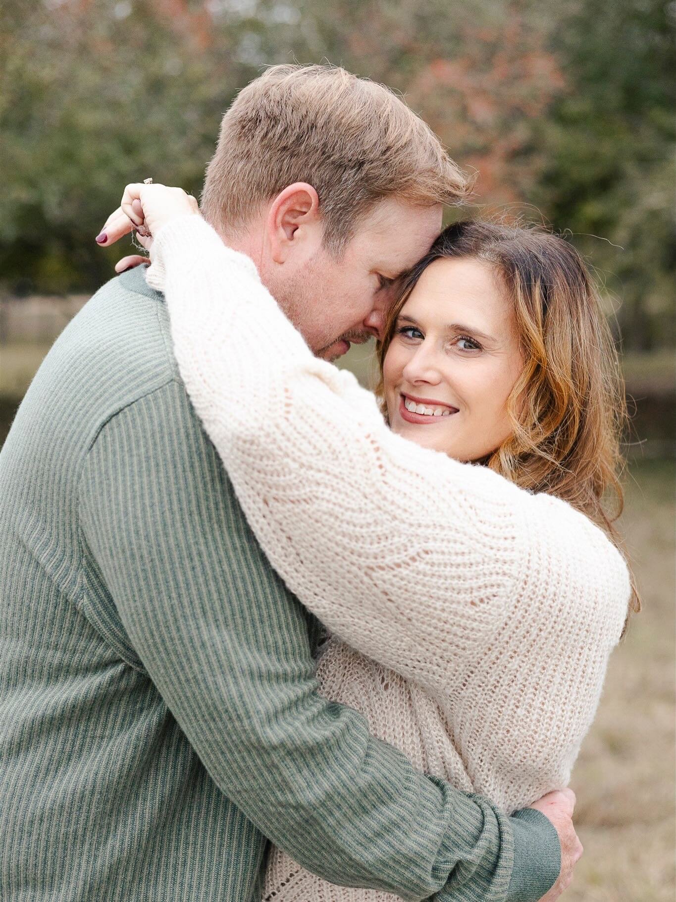 Happiest 2026 to the moms who hold their families close and together. Praying for full night sleeps, more yeses than nos from your toddler, and finding yourself in and out of motherhood. You got this, Mama ✨