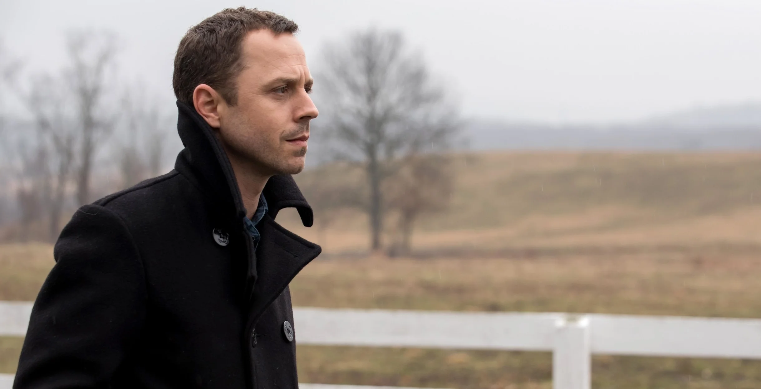 Sneaky Pete - Season 1 Review