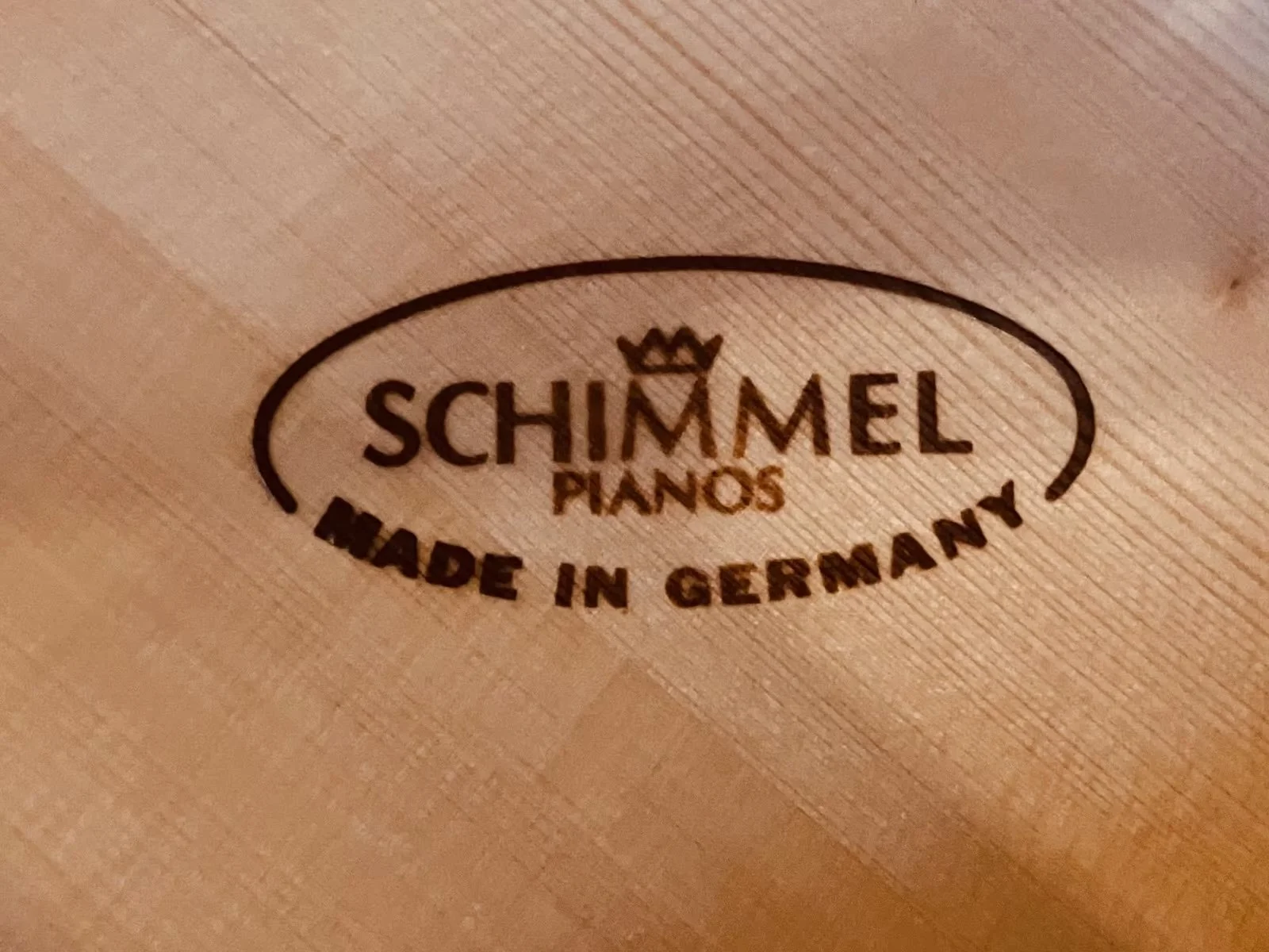 Schimmel V-114 Tradition