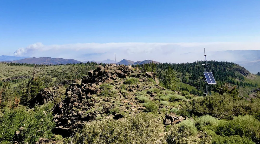 Babbit Peak Fire Lookout Dixie Fire.jpg