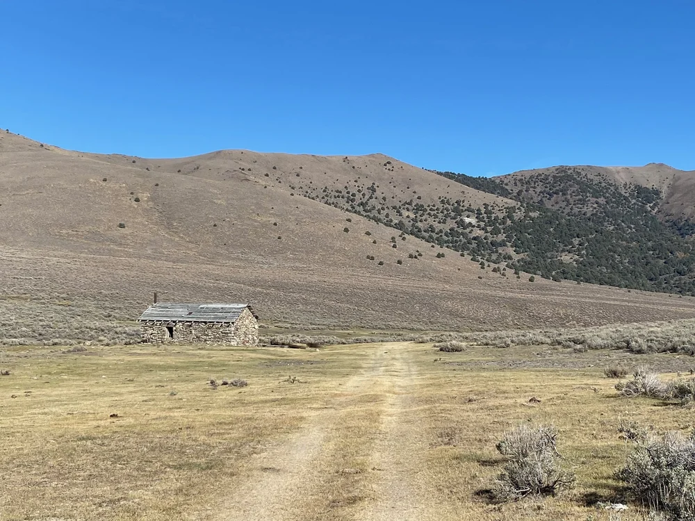  The abandoned cabin in the top of the Clan Alpine Mountain Range. 