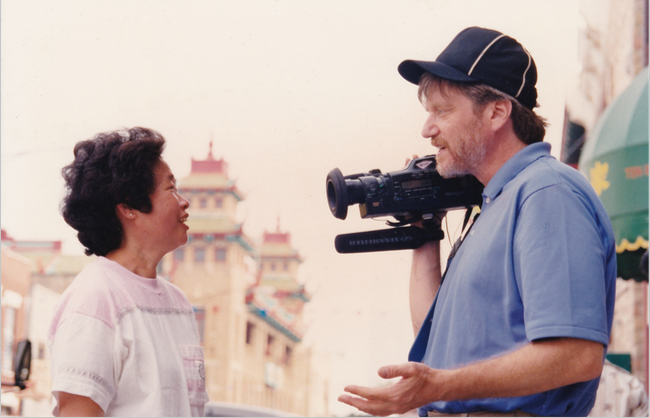 Camera journalist Skip Blumberg pioneered the single person crew