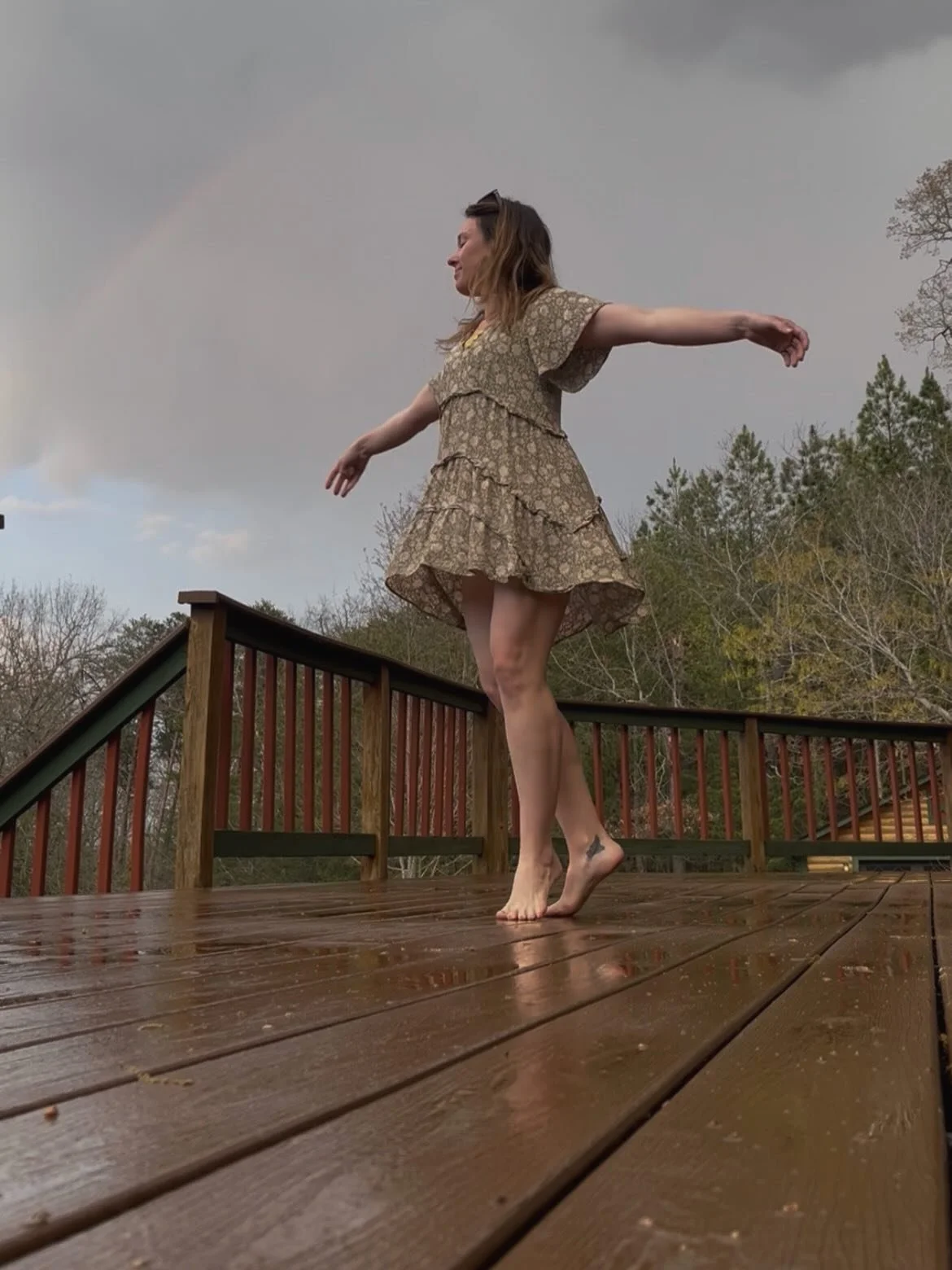 March was a threshold.

A month of holding both:
✨processing years behind me
✨while laying foundations for what&rsquo;s ahead.

Moments of softness,
like dancing in the rain&hellip;
and moments of expansion,
stretching my mind, my work, my capacity.
