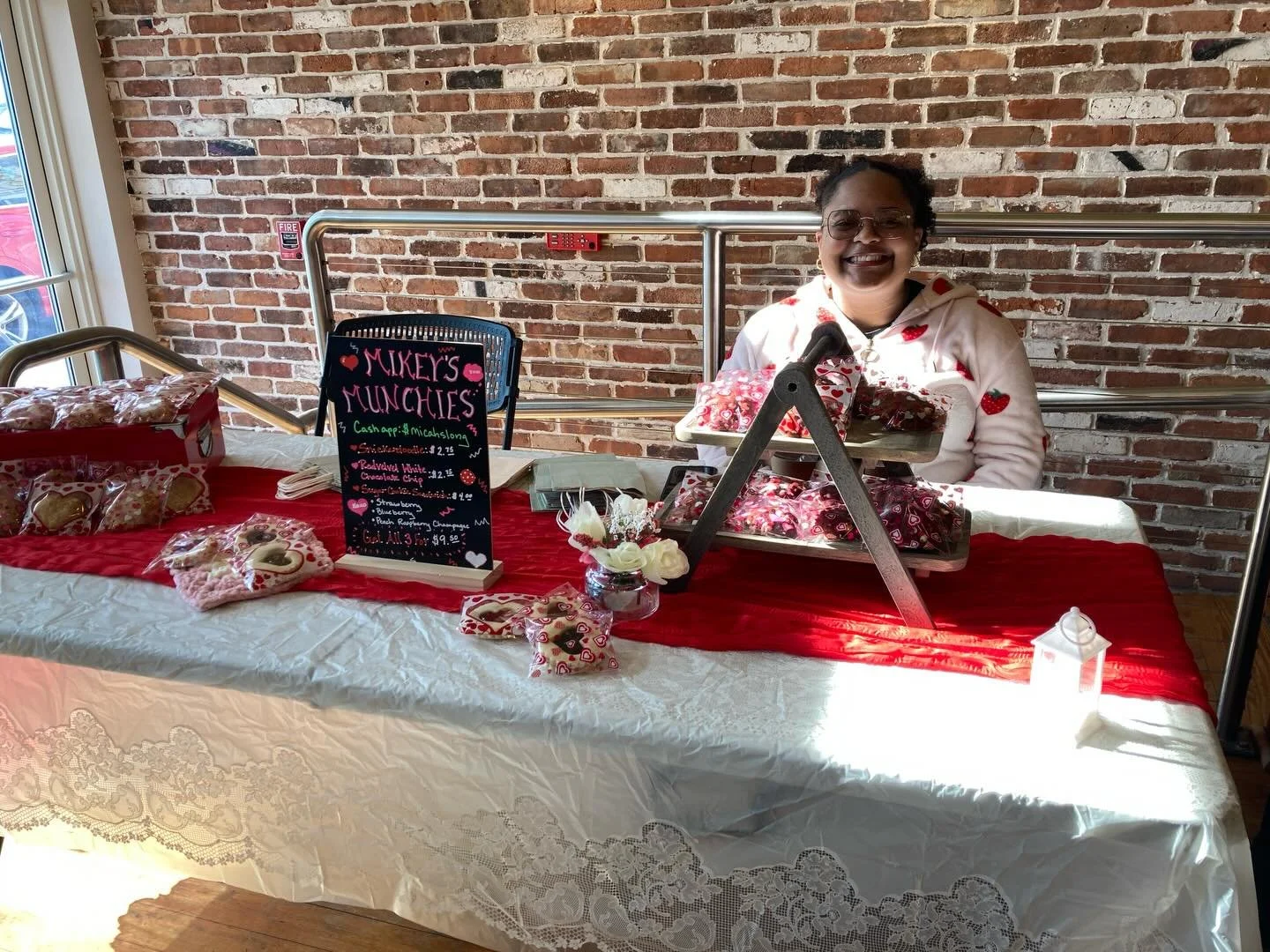Micah is not behind the coffee bar today, but behind a pile of cookies! She'll be here with her Valentine's cookies until 4pm! Enjoy your treat with a cup of coffee, or grab some as gifts. 🍪❤️