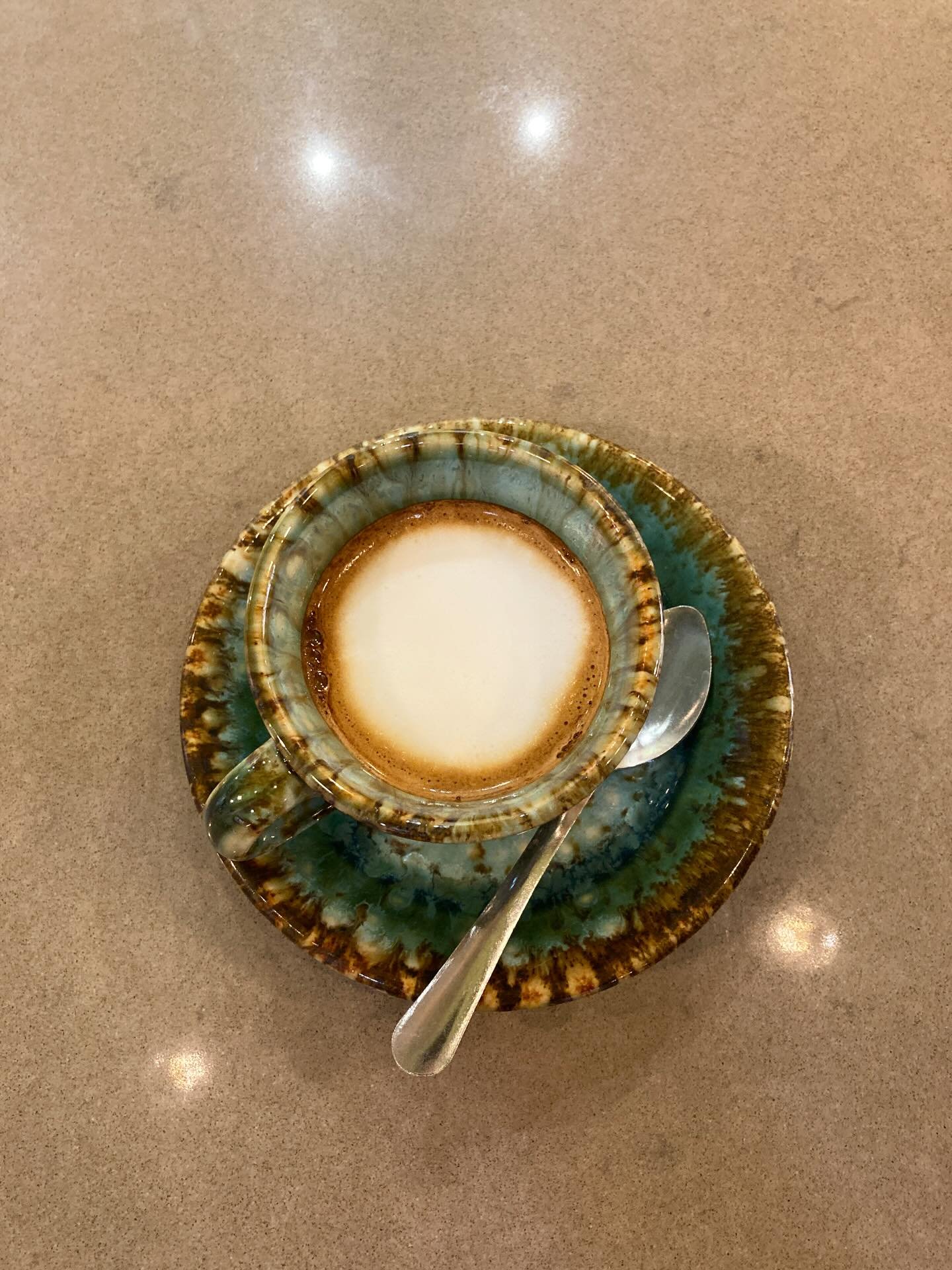 Macchiato mornings. 🤎🤎🤎🤎 Ragamuffins serves a traditional espresso macchiato: two shots of espresso with a dollop of foamed milk. Small but hard hitting. ☕️☕️☕️☕️