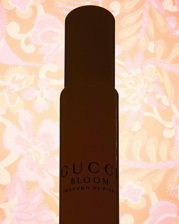 2021_5_16_Gucci_S1_White_1 _mini_closeUp.gif