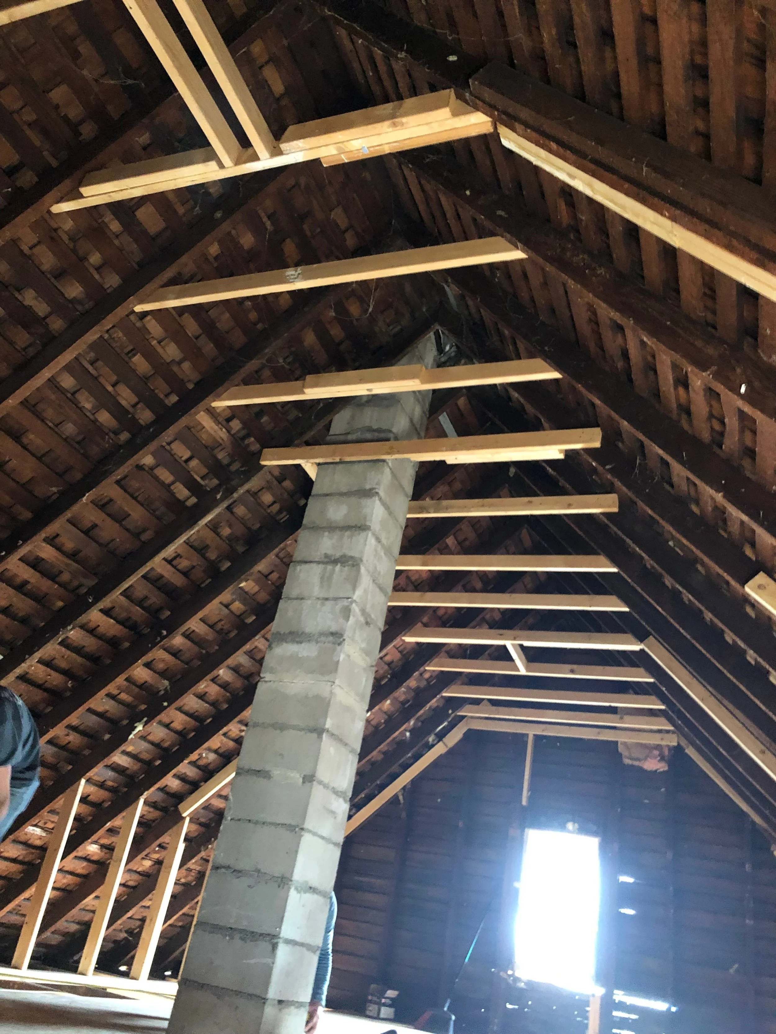 Reinforcing the 3rd floor ceiling structure.JPG