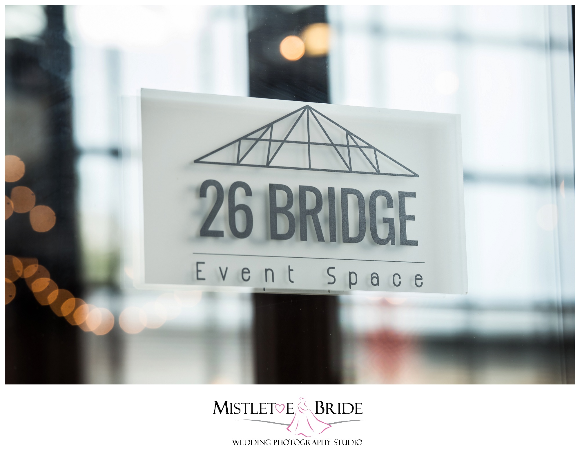 Aynura & Anthony turn up the electricity for their Wedding at Brooklyn venue 26 Bridge 