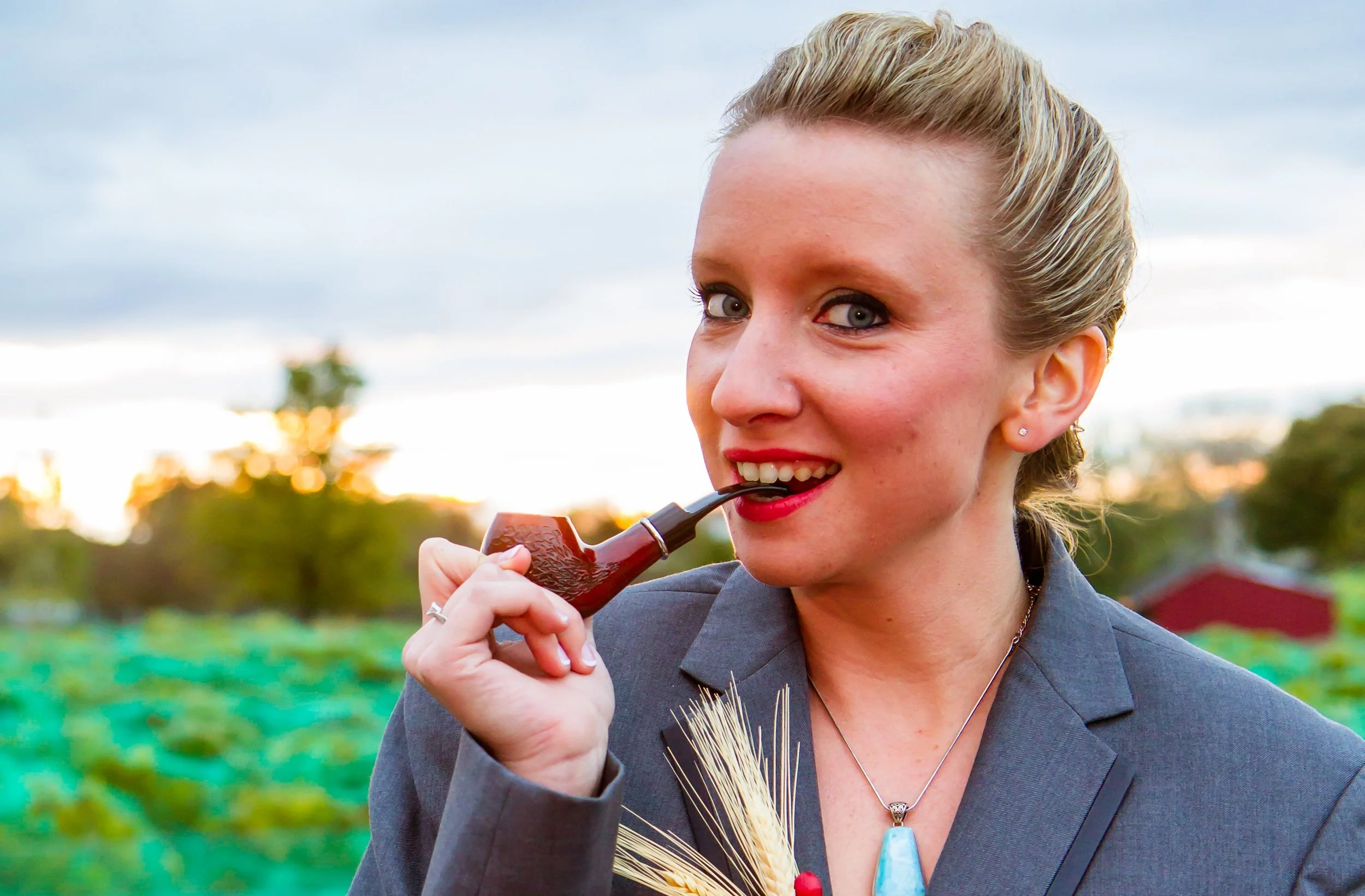 Mistletoe Bride - A Wedding Day Urban Legend