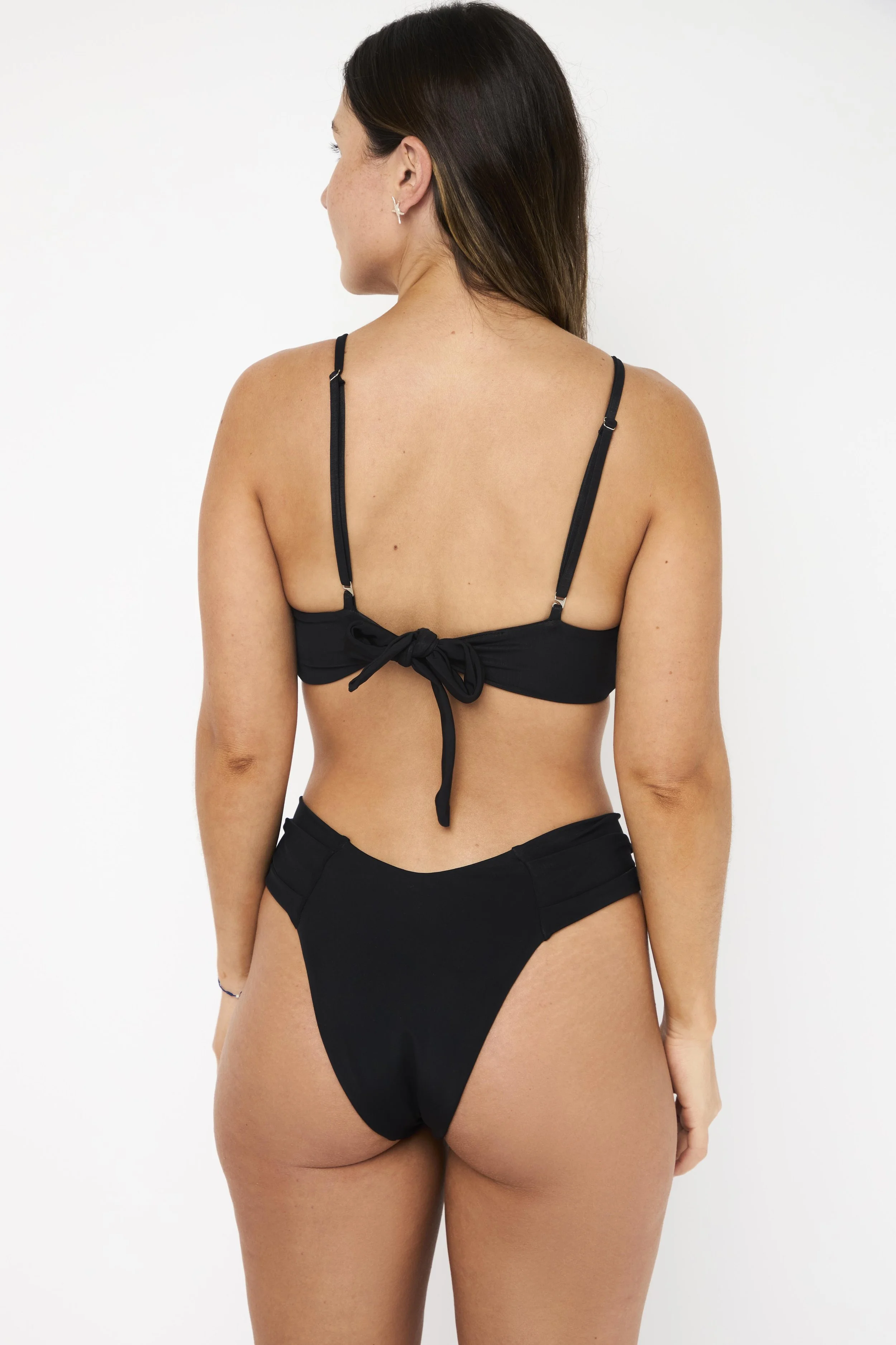 LAGONI0956_2 copia_SD.jpg