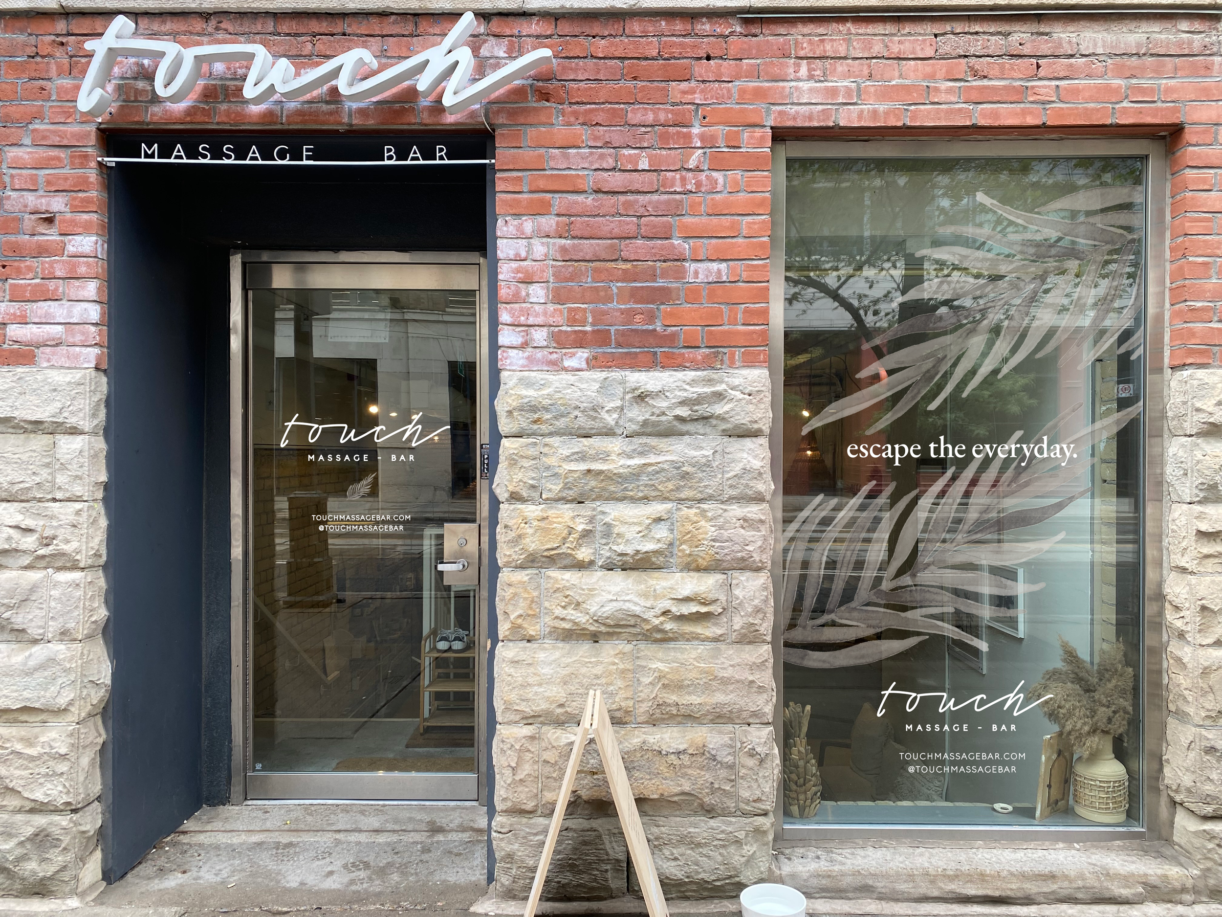 Touch Massage Bar Signage.png