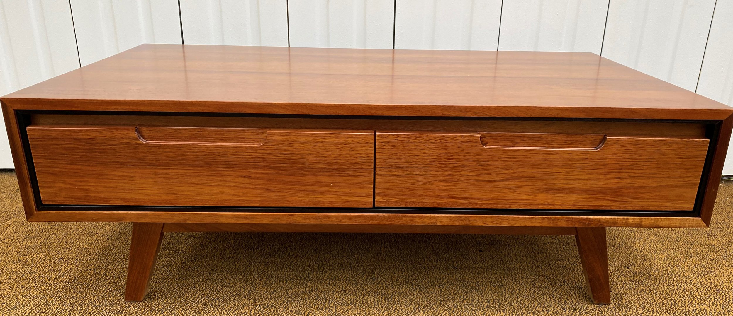 Entertainment & Living — Furniture & Bedding