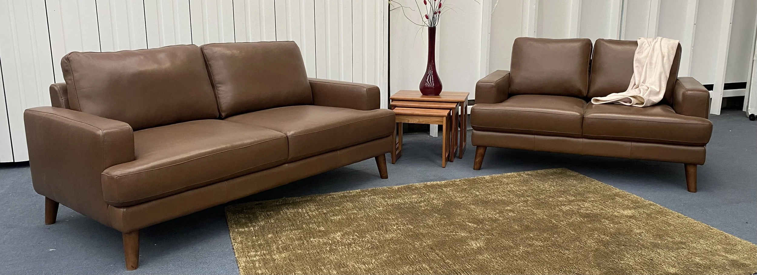 Lounges — Furniture & Bedding