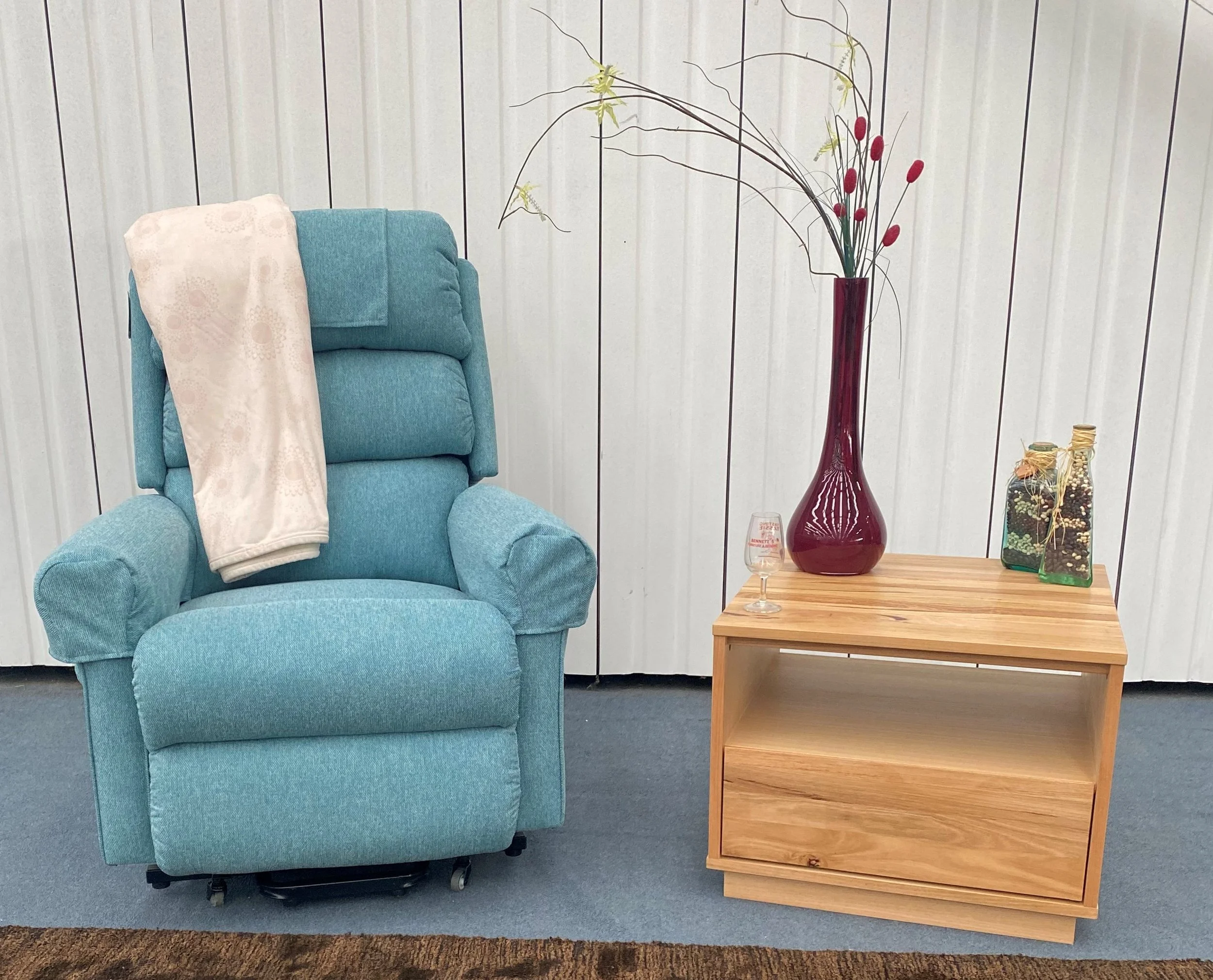 Electric, Recliner and Occasional Chairs — Furniture & Bedding