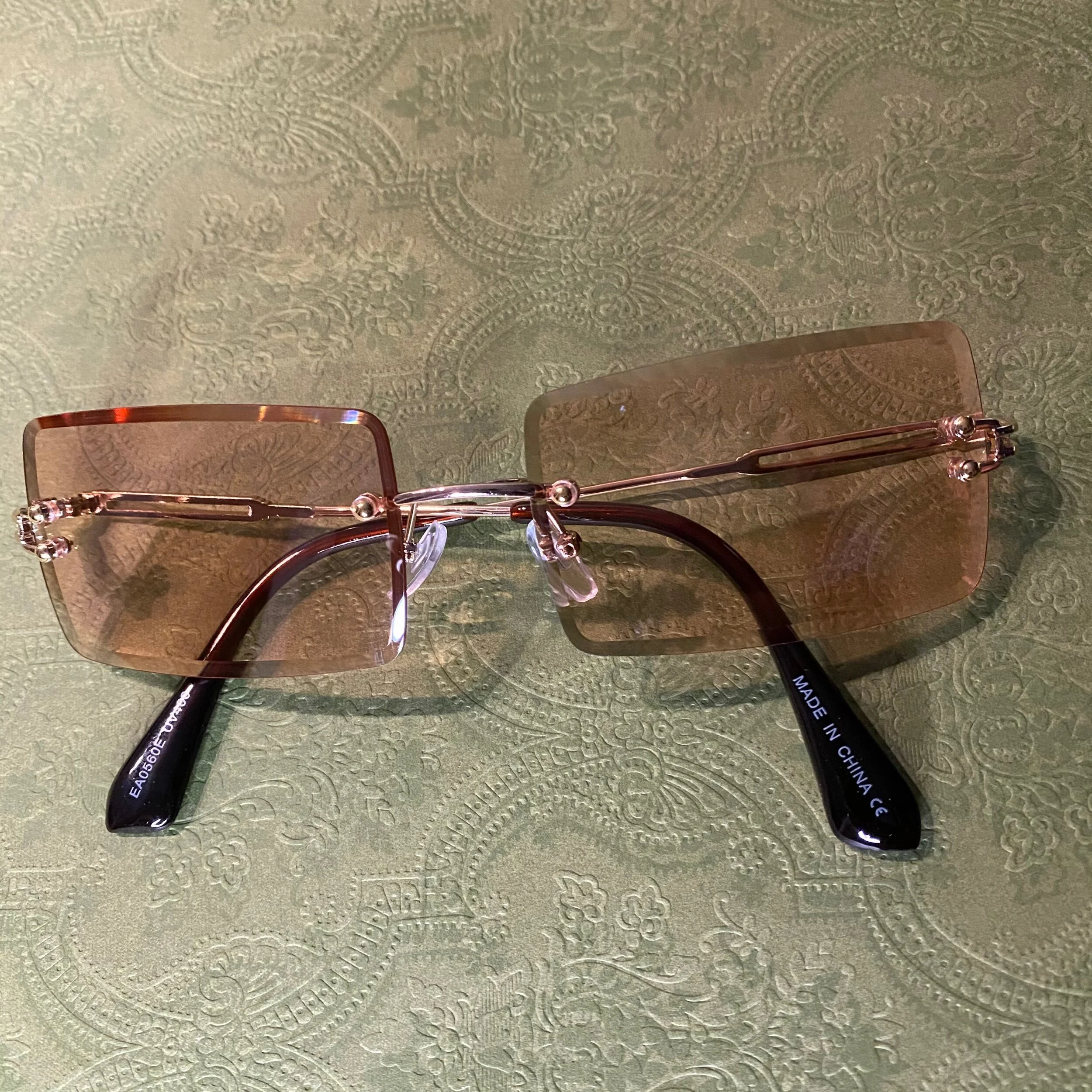 6B73E4C7-EEC6-438D-8AF8-64122400B500