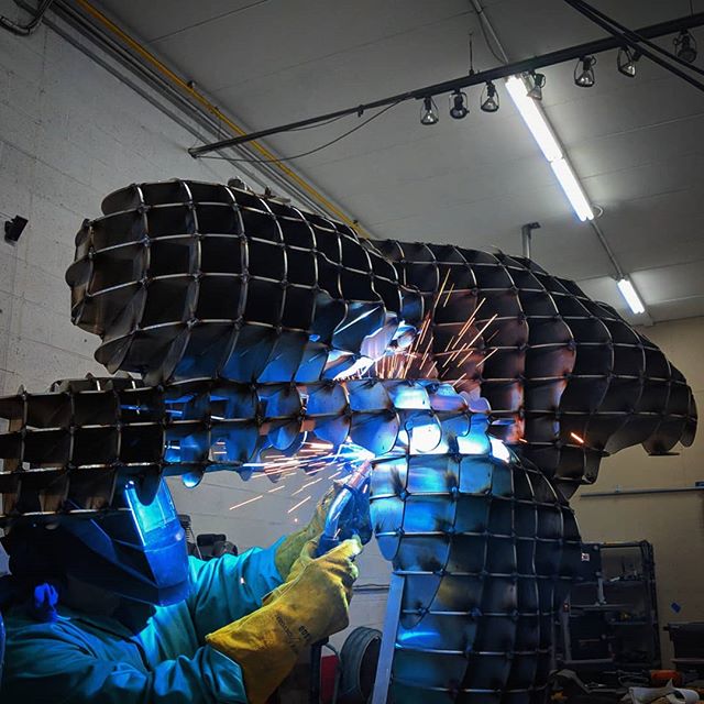 Feeling inspired. More progress to come. 
#metalart#metalsculpture#largerthanlife#metal#figurativeart#figurative#figurativesculpture#sculpture#welding#art#metalwork#weldart#fabrication