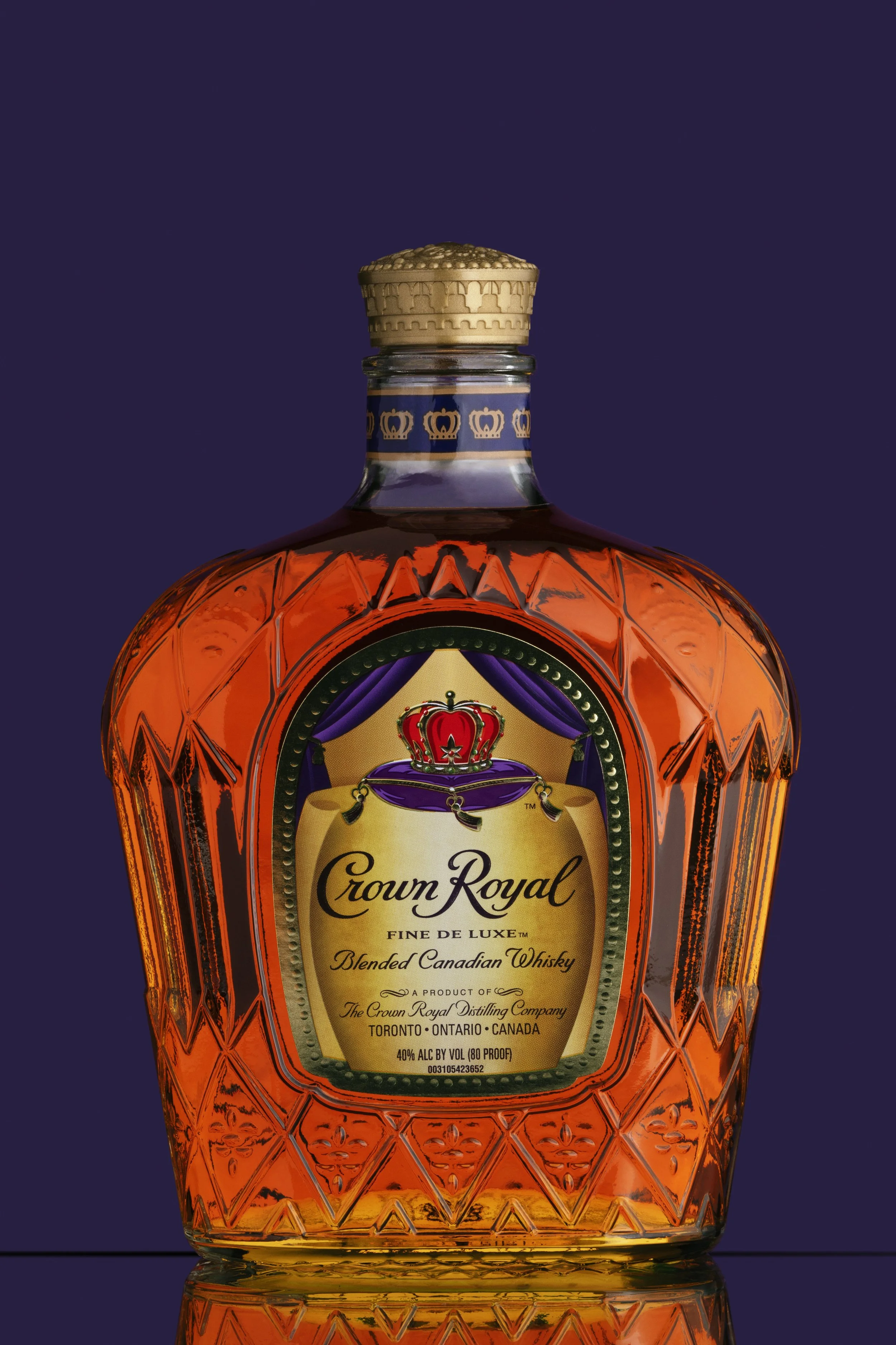 Manzo_Crown_Bottle_Final_0236 copy.jpg