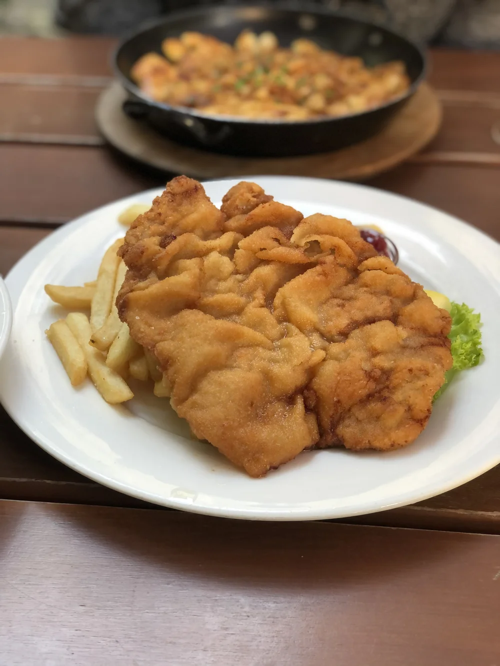 Wiener schnitzel at Zum Zirkelwirt