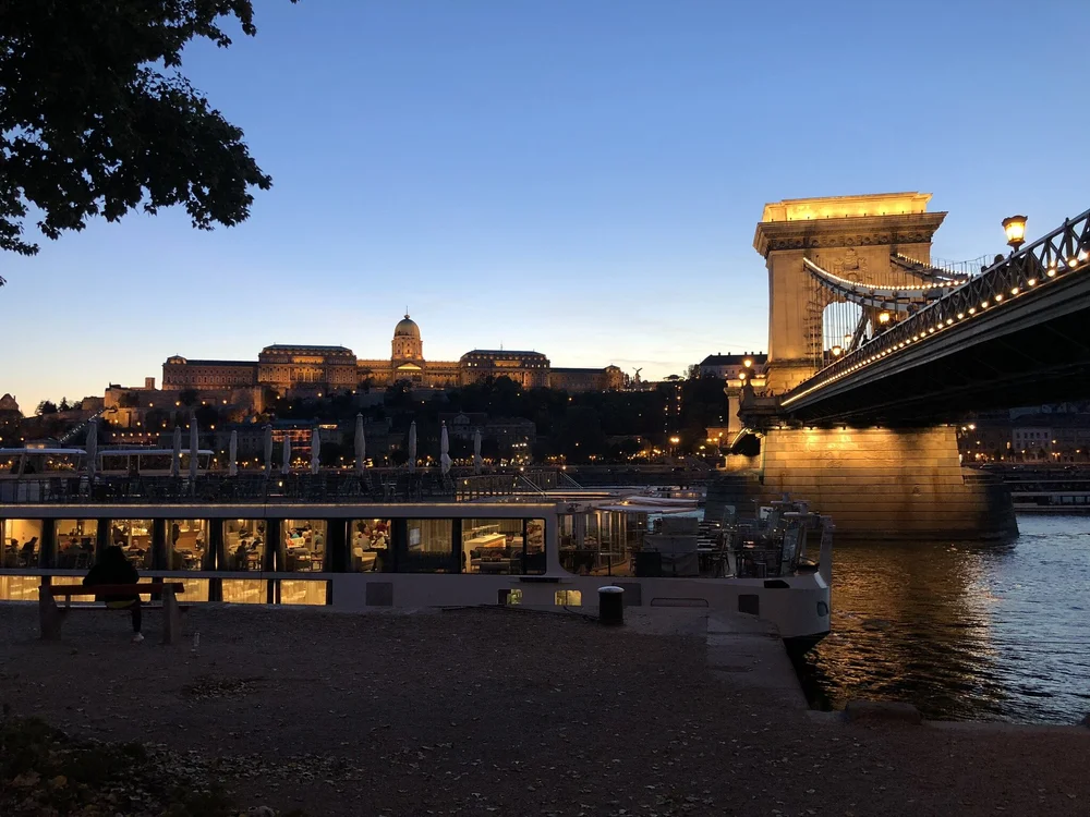 Széchenyi Chain Bridge and Castle at night
