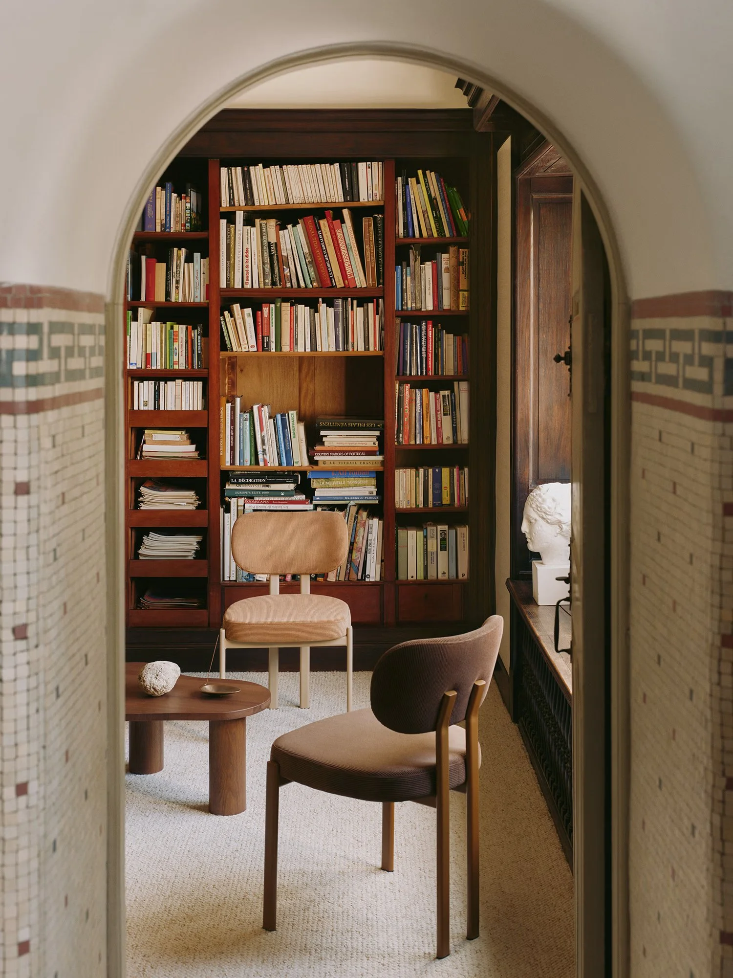 2025-04-BA-WESTWING-CHAIRS-01-Adrien-0079.jpg
