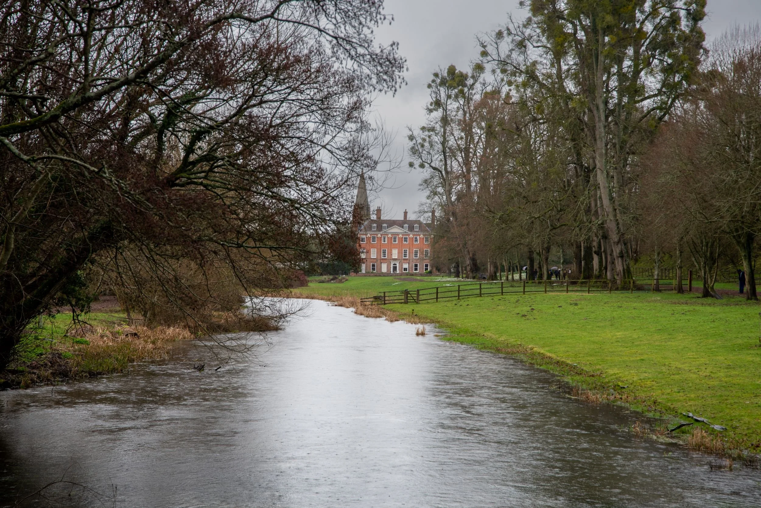 Welford Park house viewed across the River Lambourn