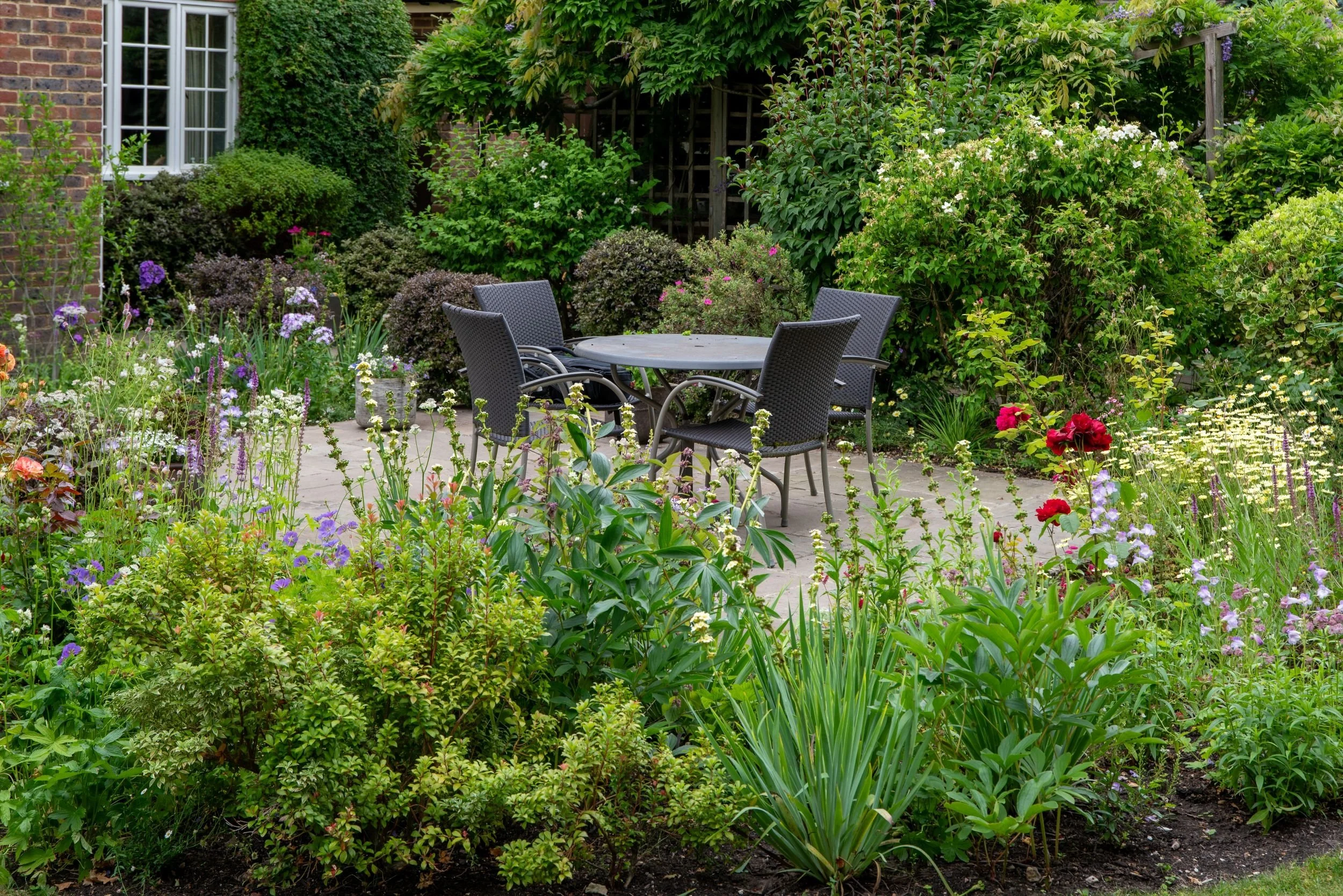 Replanting an Established Surrey Garden