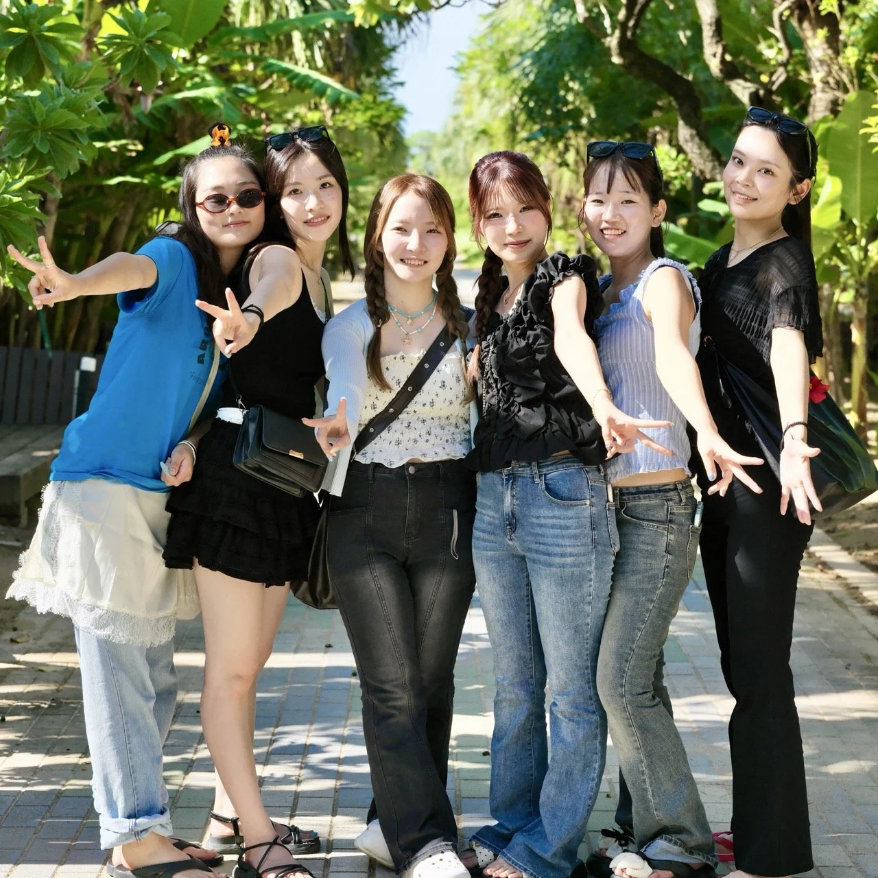 B0000467 4 Large.jpeg