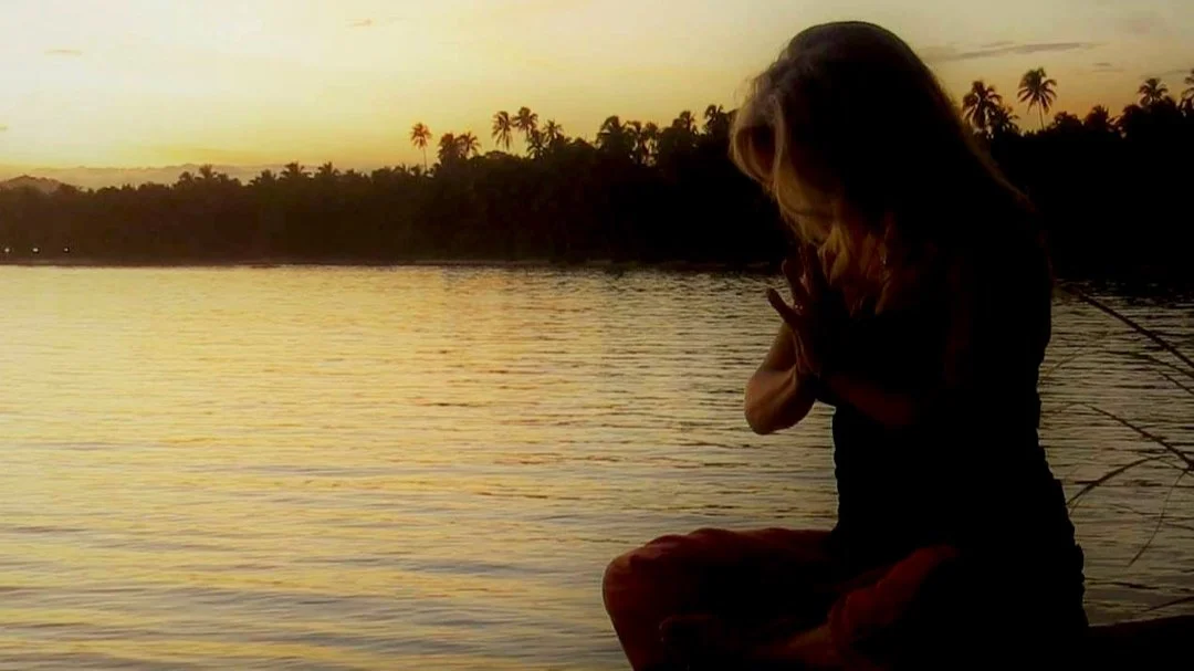 SHANTI, PEACE, OM mit Tracy Cooper