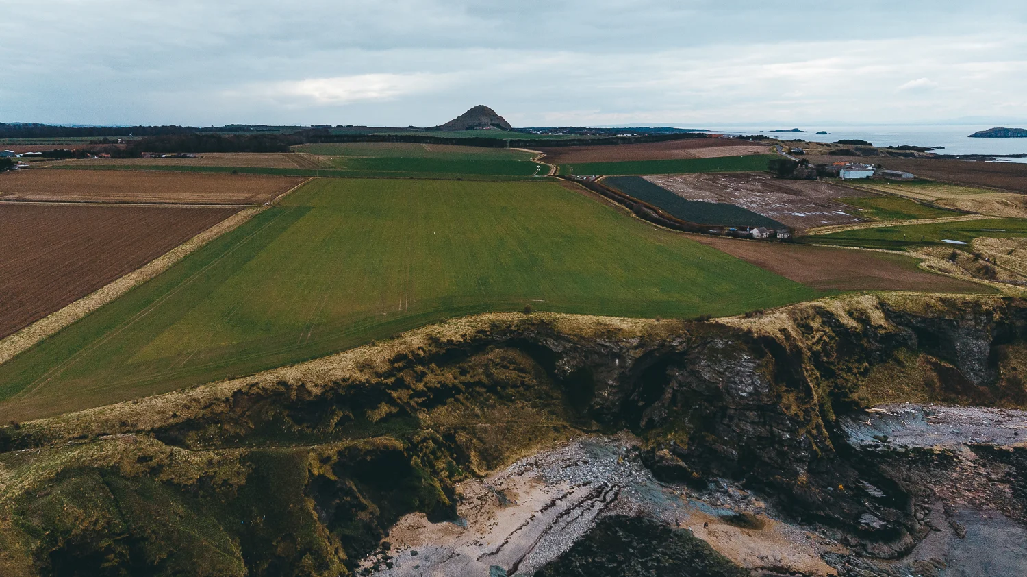 0005-tantallon-castle-20180408160815.jpg