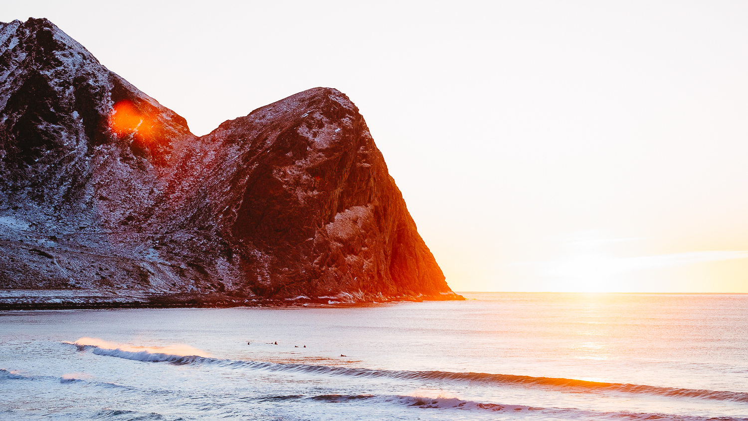 norway-lofoten-surf