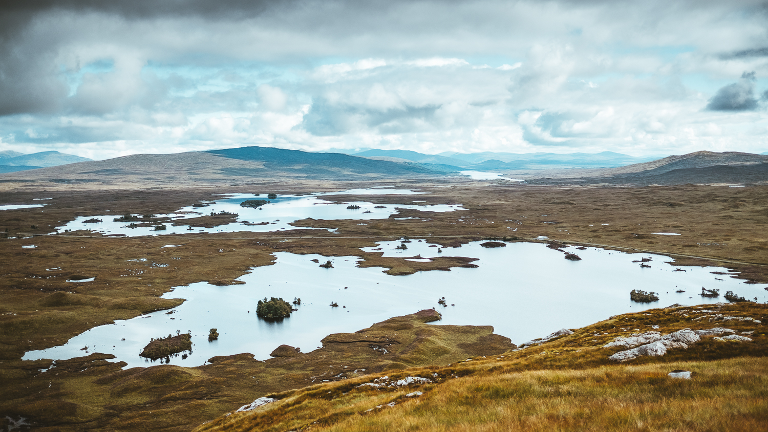 Scotland-Glencoe-Road Trip with Inti