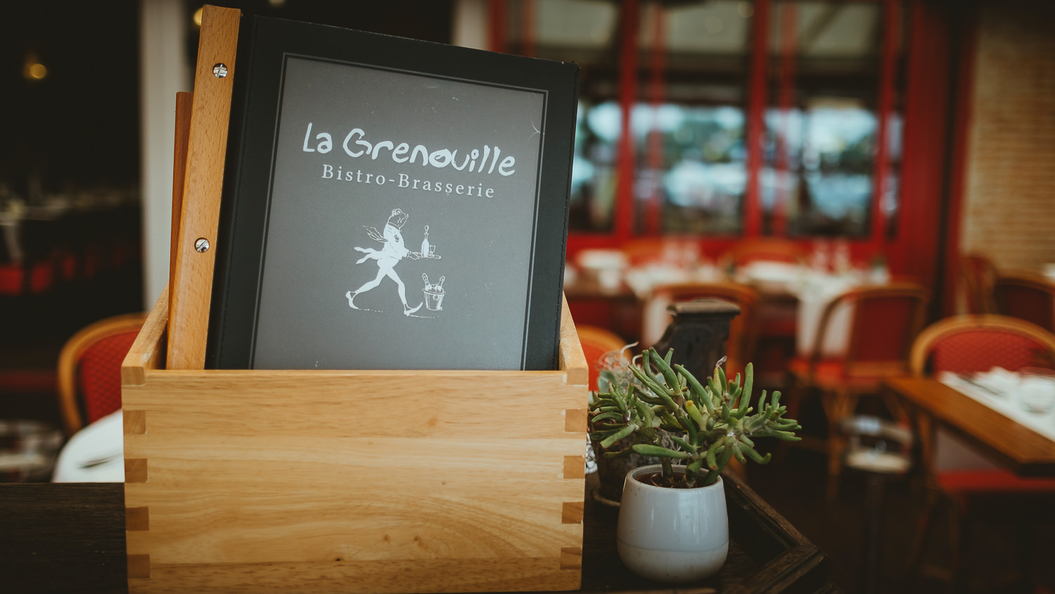 0001-restaurant-la grenouille-honfleur-20190717112654.jpg