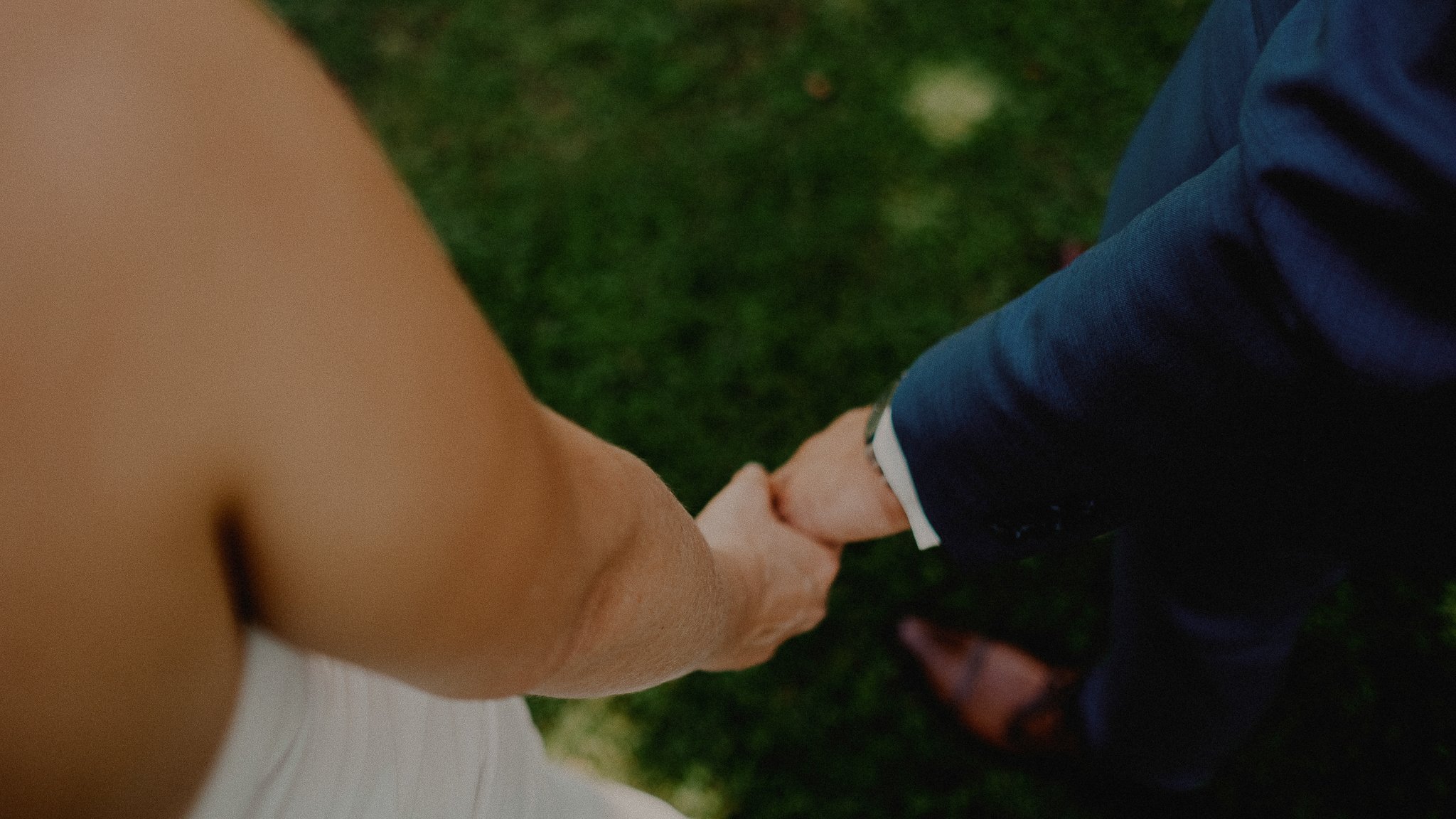 0057-20210710131417-mariage-chateau-chapeau-cornu.jpg