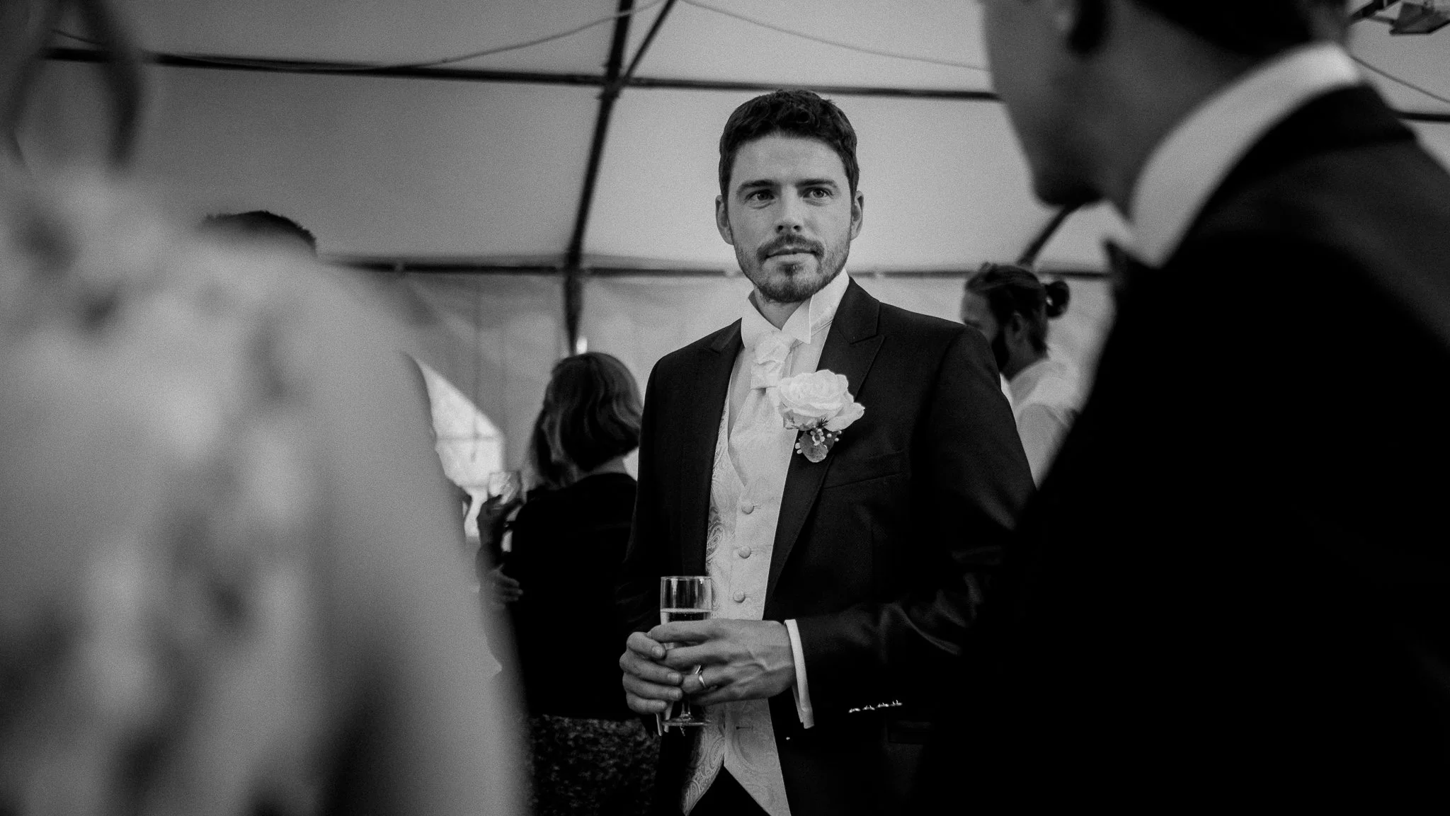 0031-mariage-chateau-saint-offenge.jpg