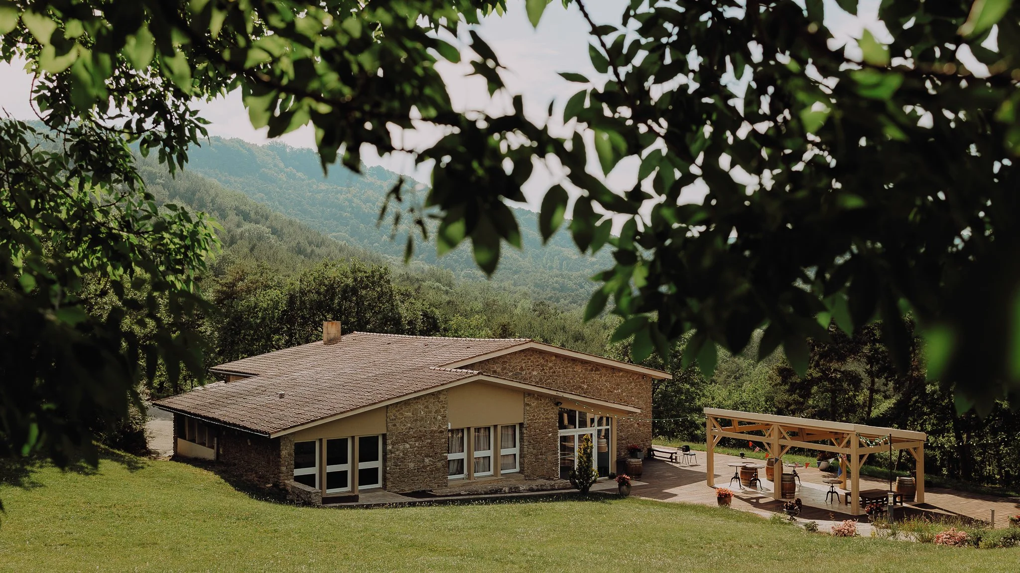 0002-20260530175027-mariage-domaine-damian-vesc.jpg