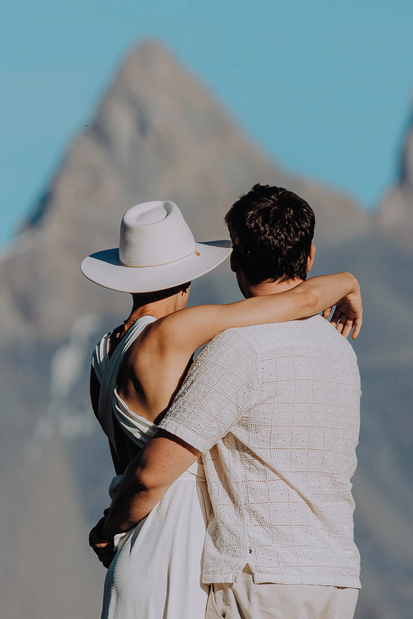 0007-seance-couple-montagne-maurienne.jpg